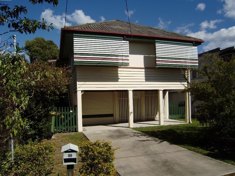 39 Albert Street, Margate QLD 4019