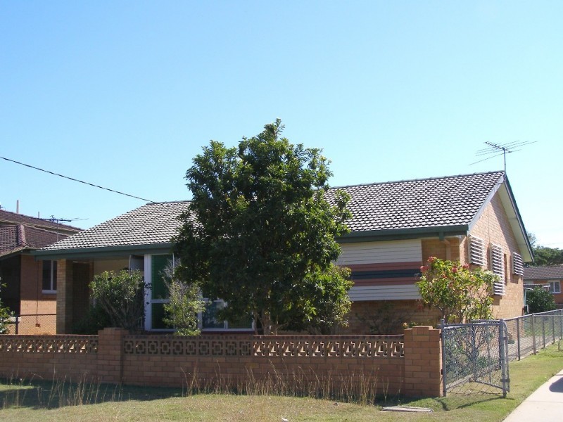 26 Westbrook Street, Woody Point QLD 4019