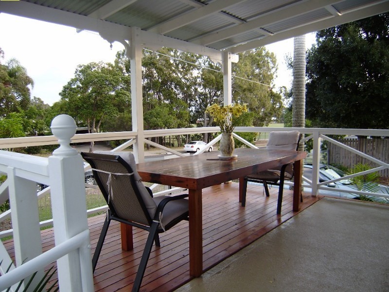 16 Sunnyside Road, Scarborough QLD 4020