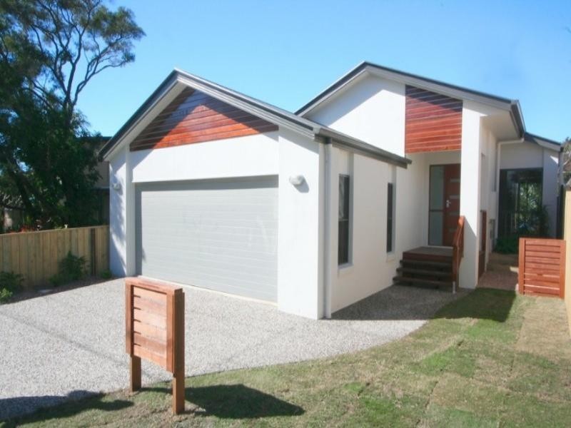 30a Lucas Street, Scarborough QLD 4020