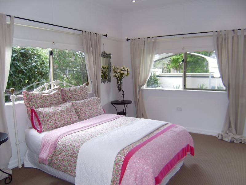 49 McLennan Street, Woody Point QLD 4019