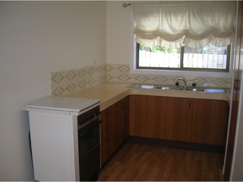 1 Murphy Street, Scarborough QLD 4020