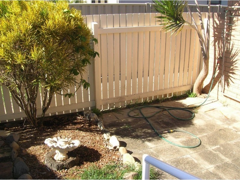 1 Murphy Street, Scarborough QLD 4020