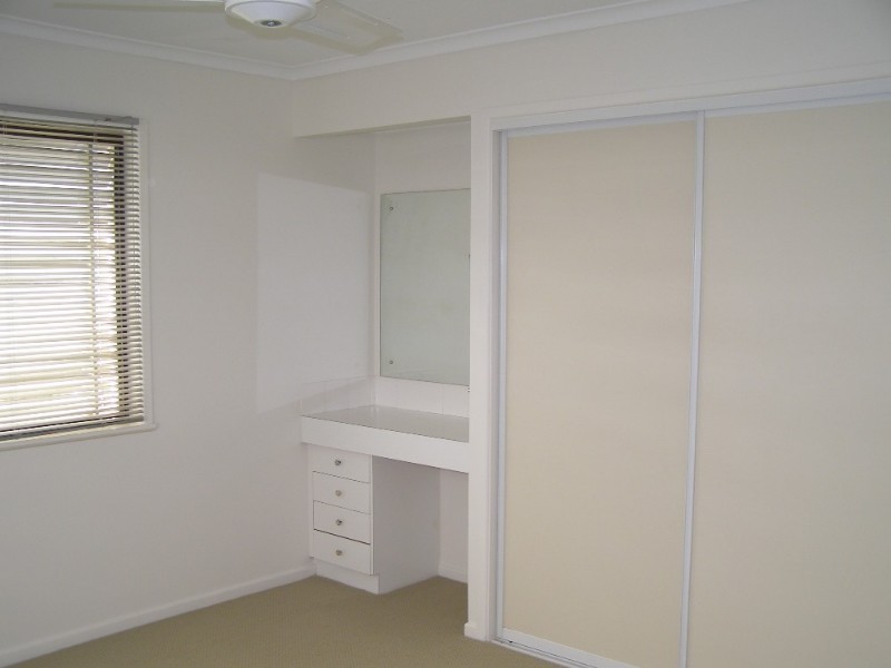 21 Pinewood Street, Redcliffe QLD 4020