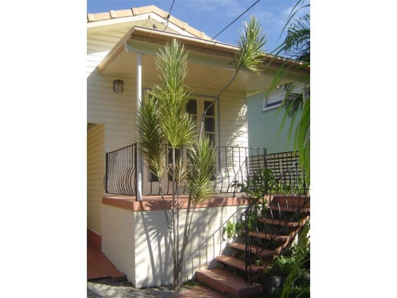 127 Mein Street, Scarborough QLD 4020