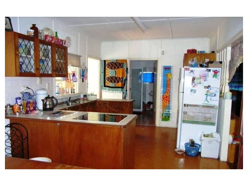 116 Arthur Street, Woody Point QLD 4019