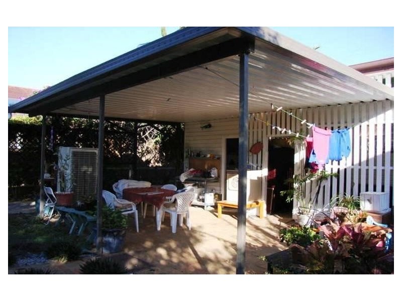 116 Arthur Street, Woody Point QLD 4019