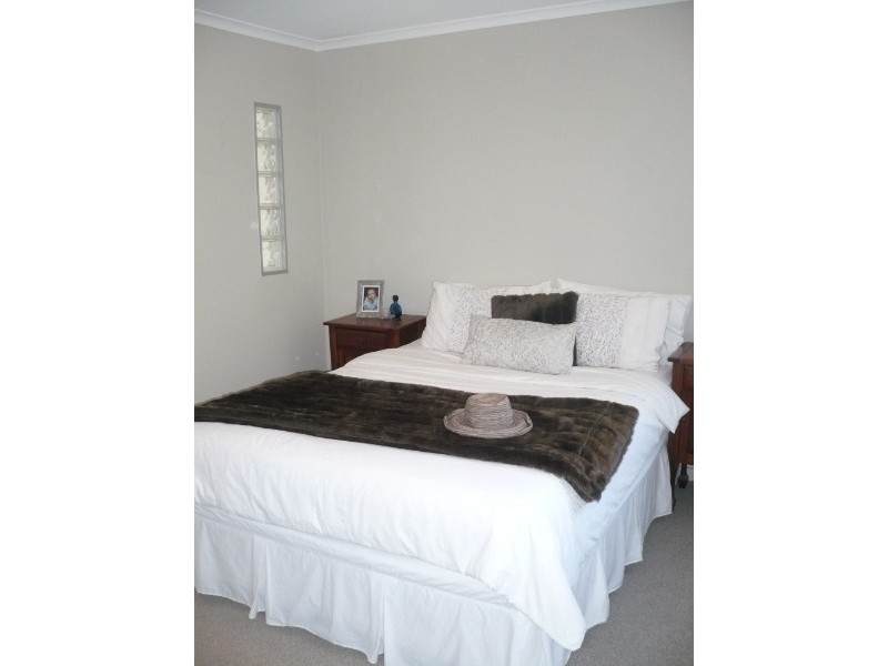 3/2a Moffat Street, Scarborough QLD 4020