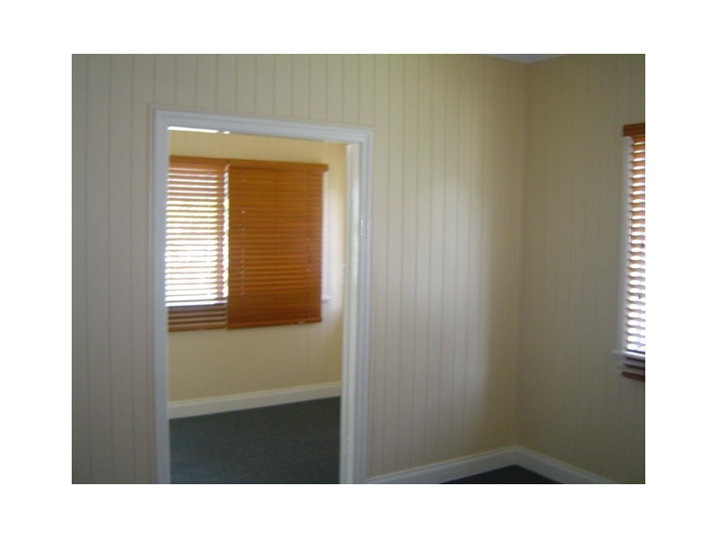 34 King Street, Woody Point QLD 4019