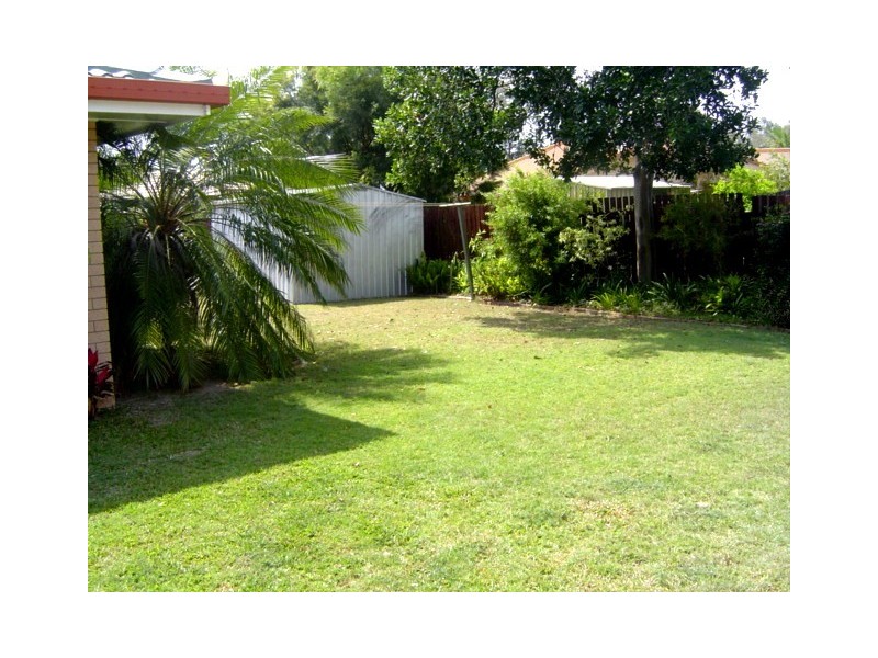 12 Newport Drive, Scarborough QLD 4020