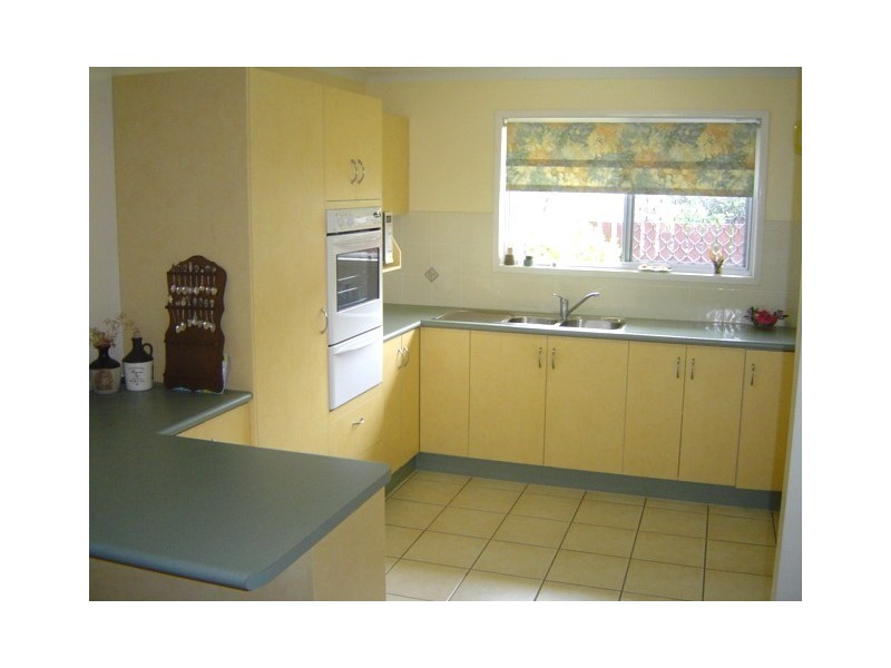 12 Newport Drive, Scarborough QLD 4020