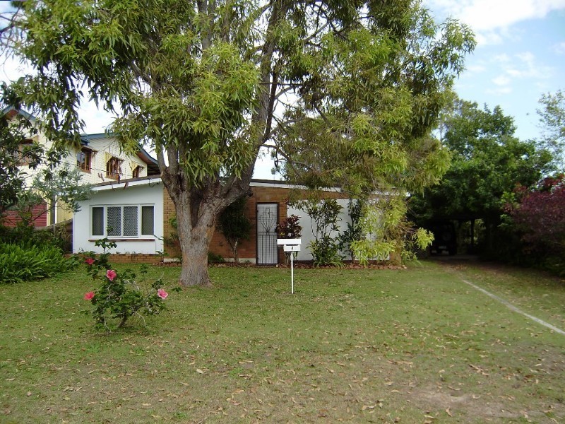 4 Kirkwood Street, Margate QLD 4019
