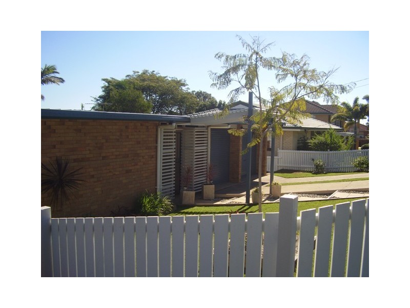 22 Houghton Avenue, Redcliffe QLD 4020