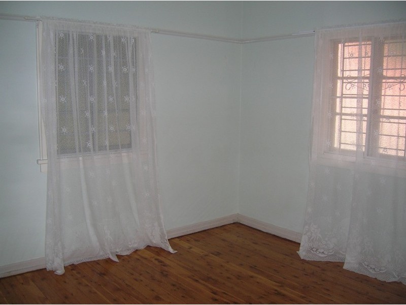 23 Bank Street, Margate QLD 4019