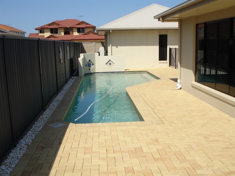 27 Aurora Place, Kippa-ring QLD 4021