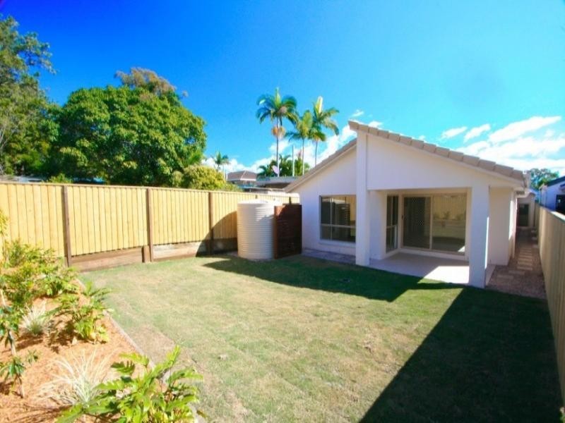 30 Lucas Street, Scarborough QLD 4020
