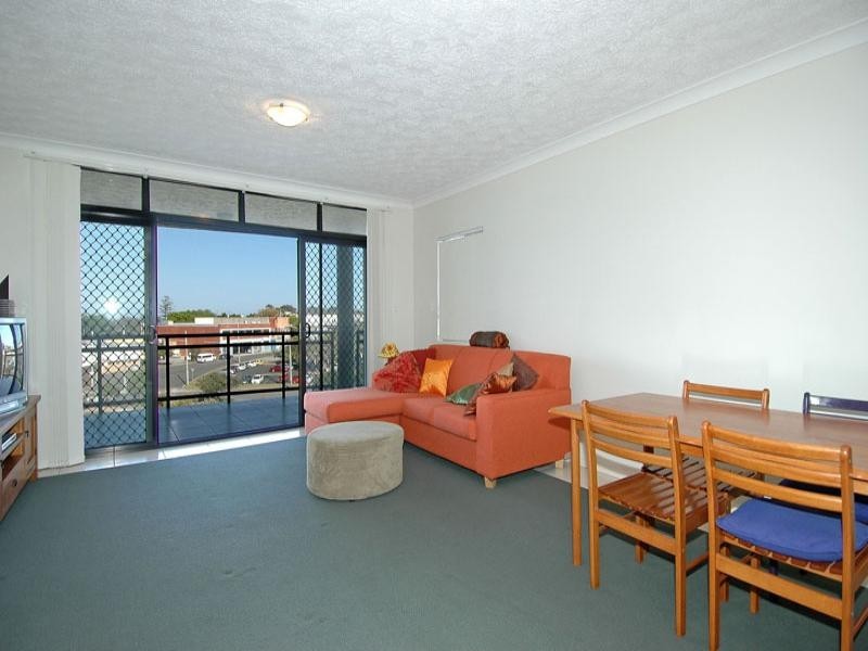 10/33 Humpybong Esplanade, Redcliffe QLD 4020