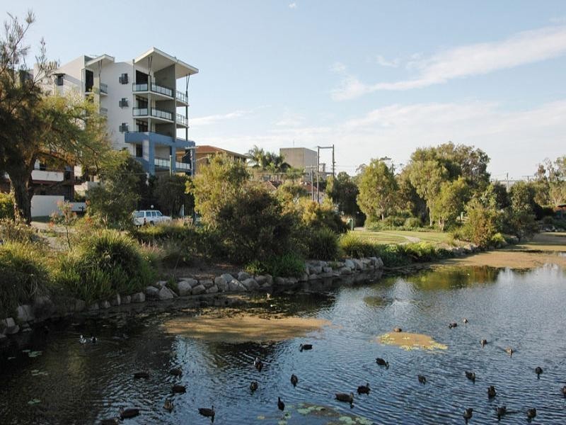 10/33 Humpybong Esplanade, Redcliffe QLD 4020