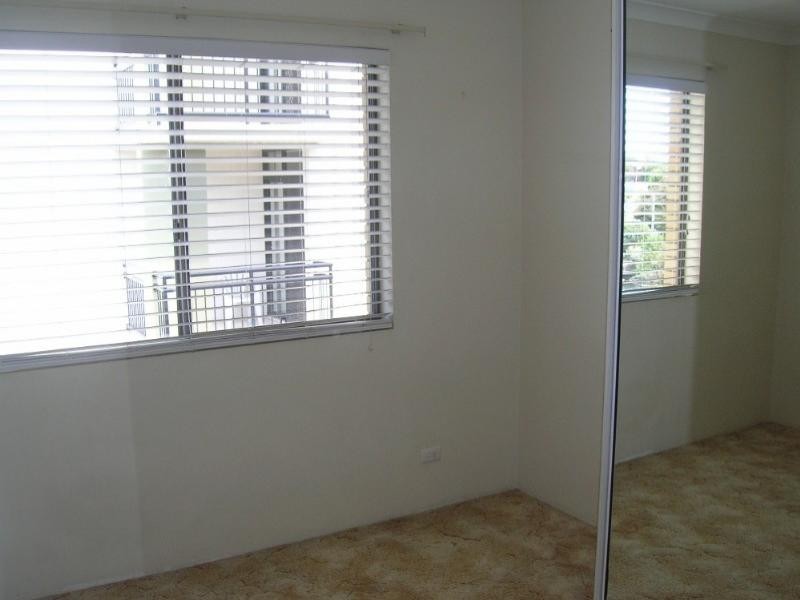 5/35 Humpybong Esplanade, Redcliffe QLD 4020