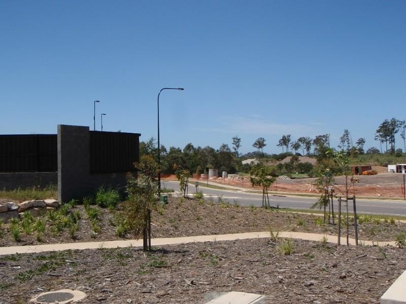 14 Eaton Close, North Lakes QLD 4509