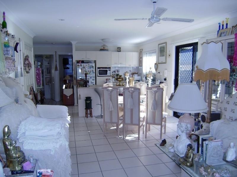 4/10 Portwood Street, Redcliffe QLD 4020