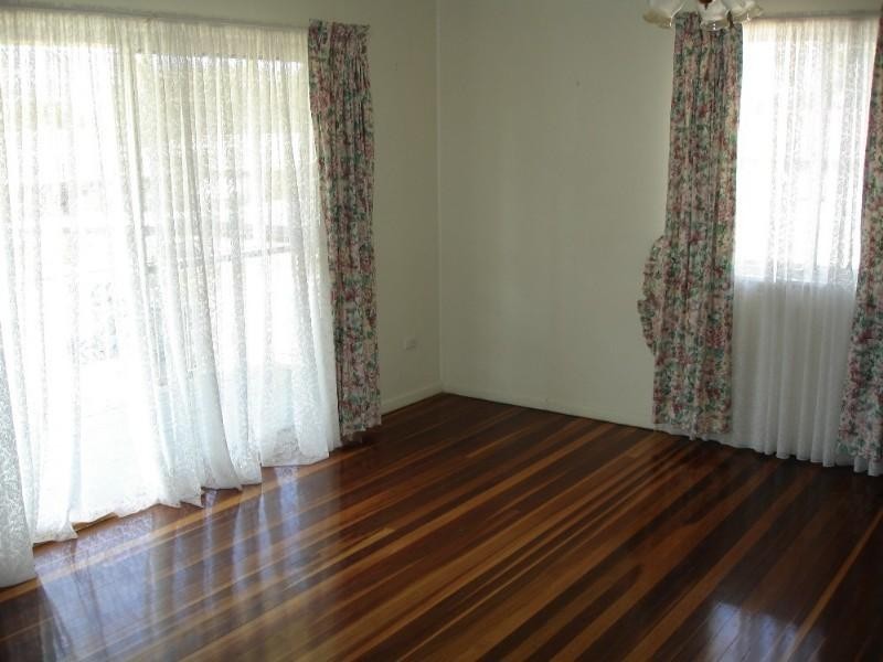 1 Croston Street, Clontarf QLD 4357