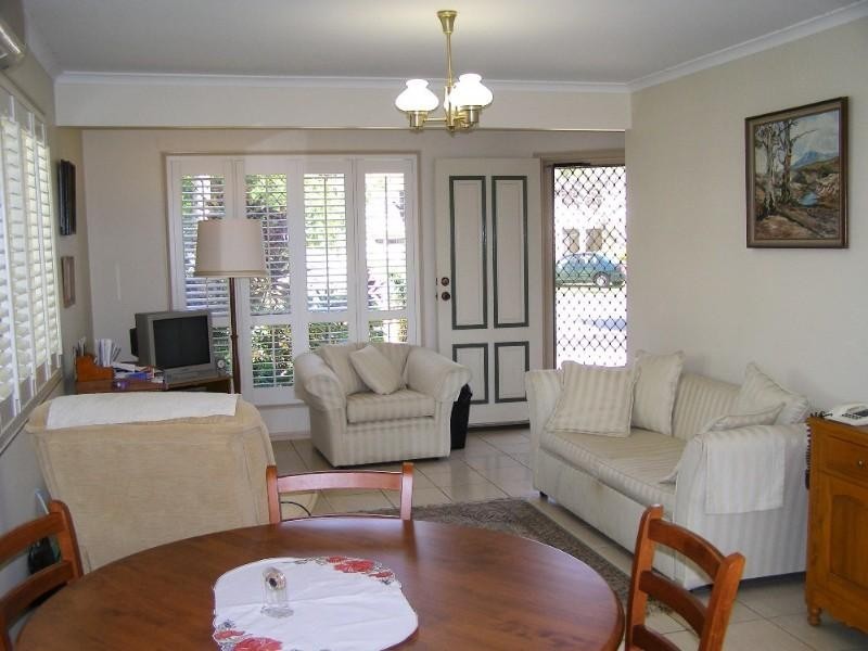 1/2 Josephine Street, Redcliffe QLD 4020