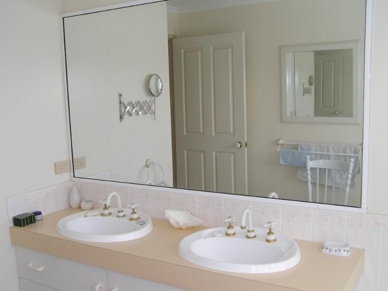 1/2 Josephine Street, Redcliffe QLD 4020