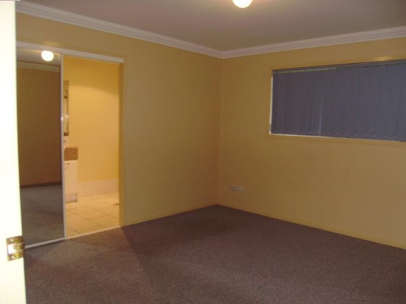 5 Aleisha Court, Redcliffe QLD 4020