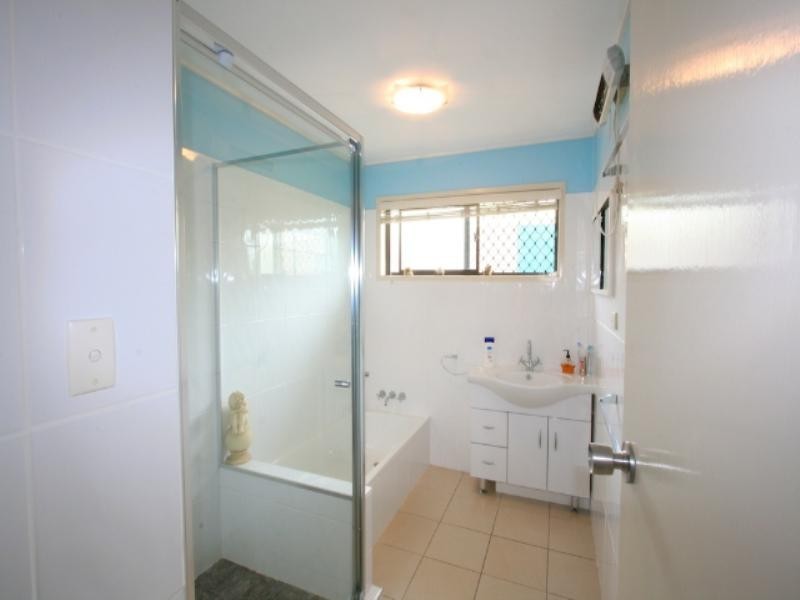 22 Houghton Avenue, Redcliffe QLD 4020