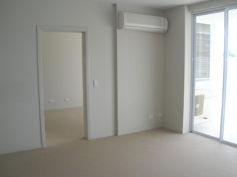 2/12 Duffield Road, Margate QLD 4019