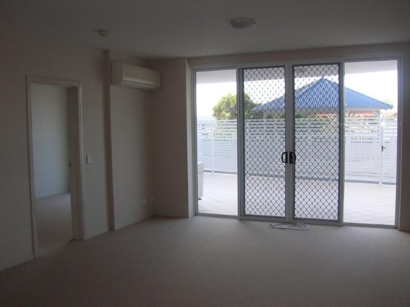 2/12 Duffield Road, Margate QLD 4019