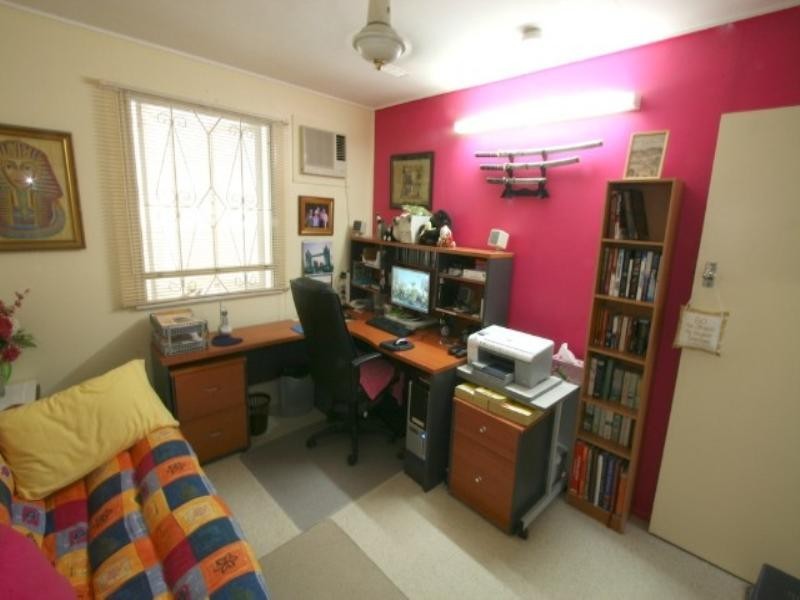 24 Redbank Road, Redcliffe QLD 4020