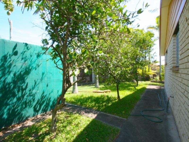 1 Brandon Court, Kippa-ring QLD 4021