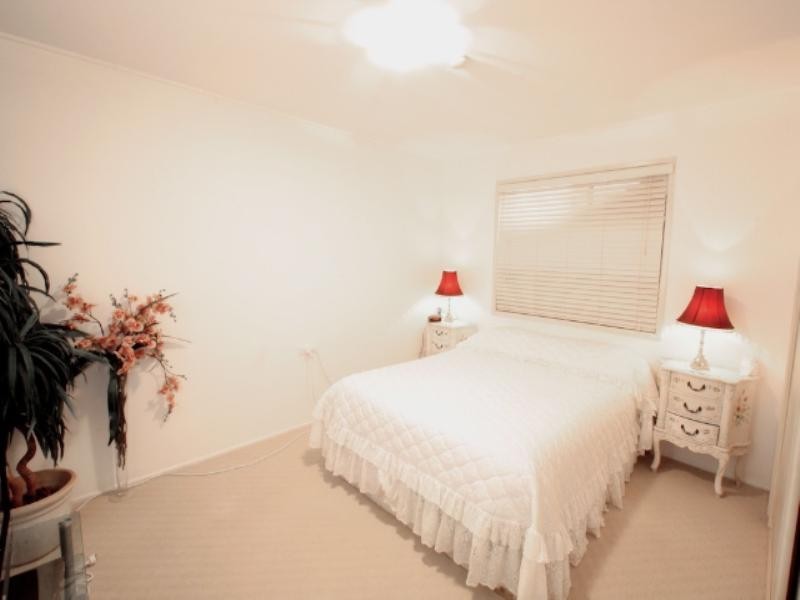 22 Houghton Avenue, Redcliffe QLD 4020