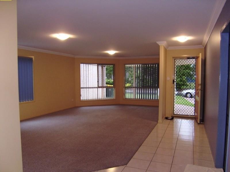 5 Aleisha Court, Redcliffe QLD 4020