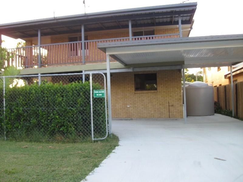 12 Peterson Street, Scarborough QLD 4020