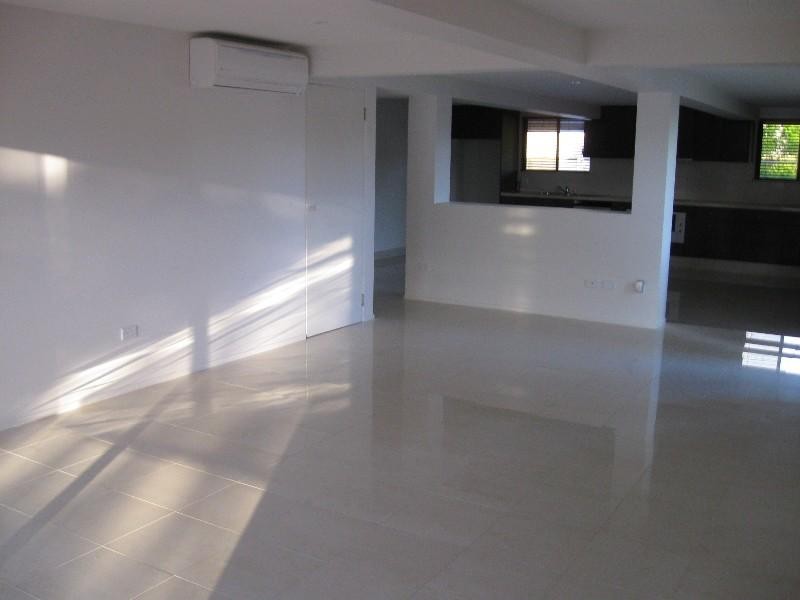 12 Peterson Street, Scarborough QLD 4020