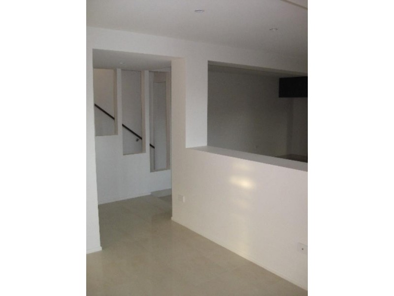 12 Peterson Street, Scarborough QLD 4020