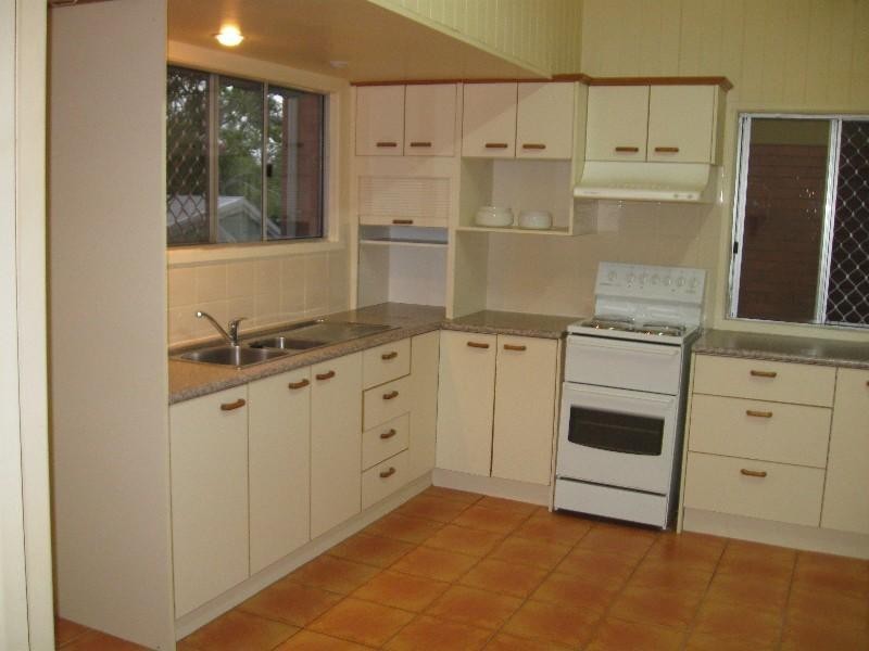 29 Georgina Street, Woody Point QLD 4019