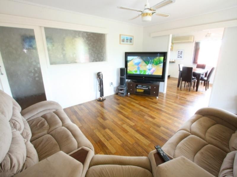 11 Hungerford Street, Kippa-ring QLD 4021