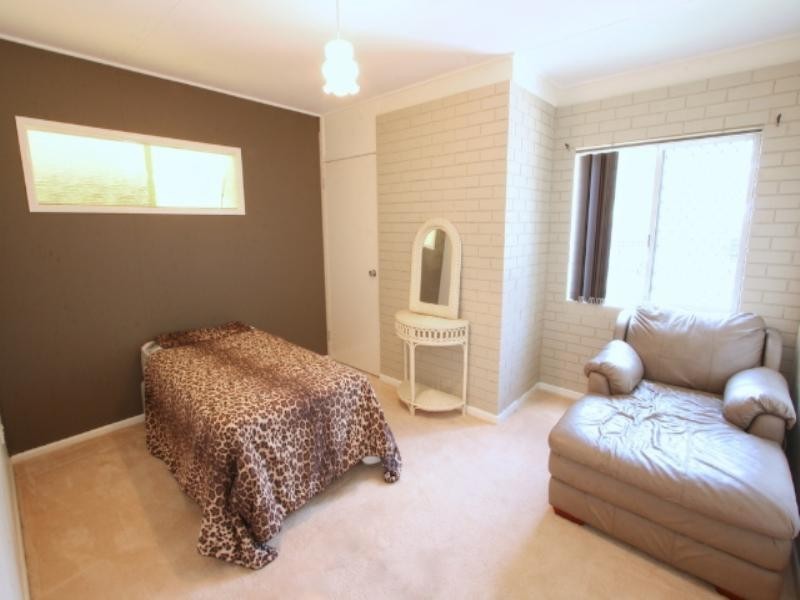 11 Hungerford Street, Kippa-ring QLD 4021
