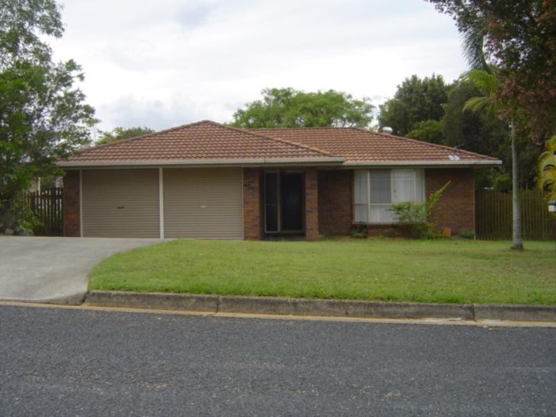 4 Gardenia Street, Clontarf QLD 4357
