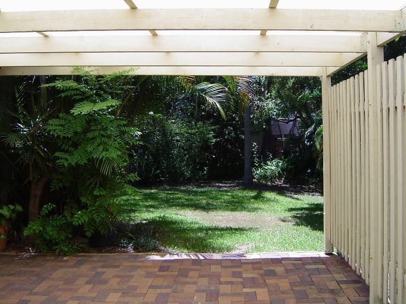 4 Gardenia Street, Clontarf QLD 4357