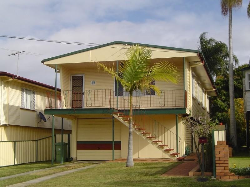 17 Knights Terrace, Margate QLD 4019