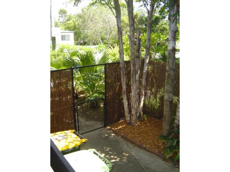 41 Maryborough Terrace, Scarborough QLD 4020