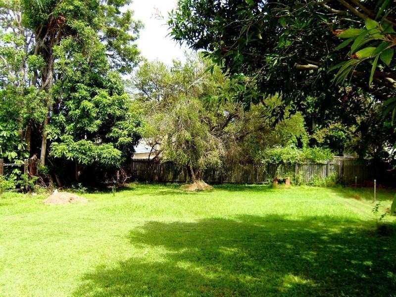 29 Lucas Street, Scarborough QLD 4020