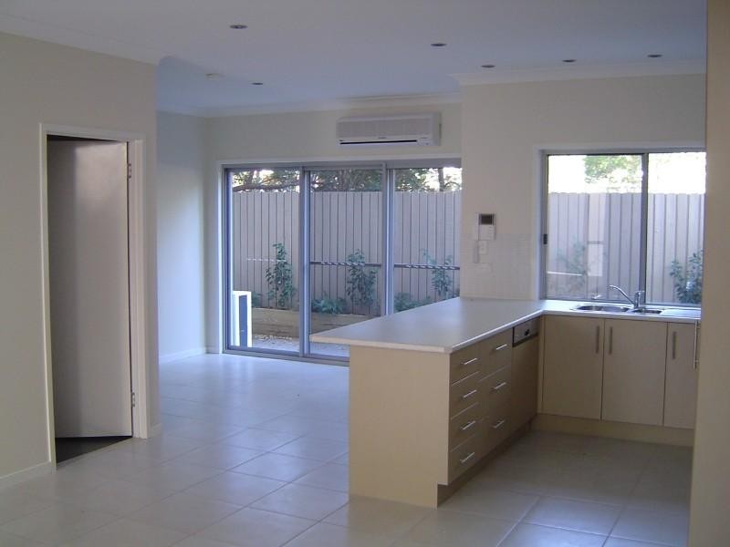 1/415 Scarborough Road, Scarborough QLD 4020