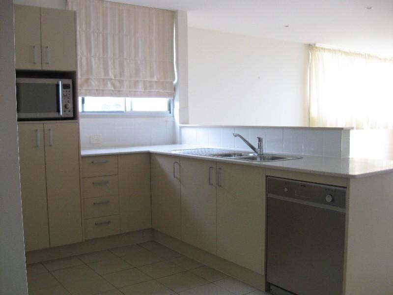 4/5 Lilla Street, Woody Point QLD 4019