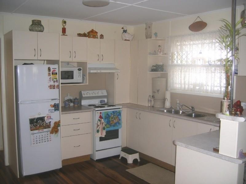 40 Anzac Avenue, Redcliffe QLD 4020